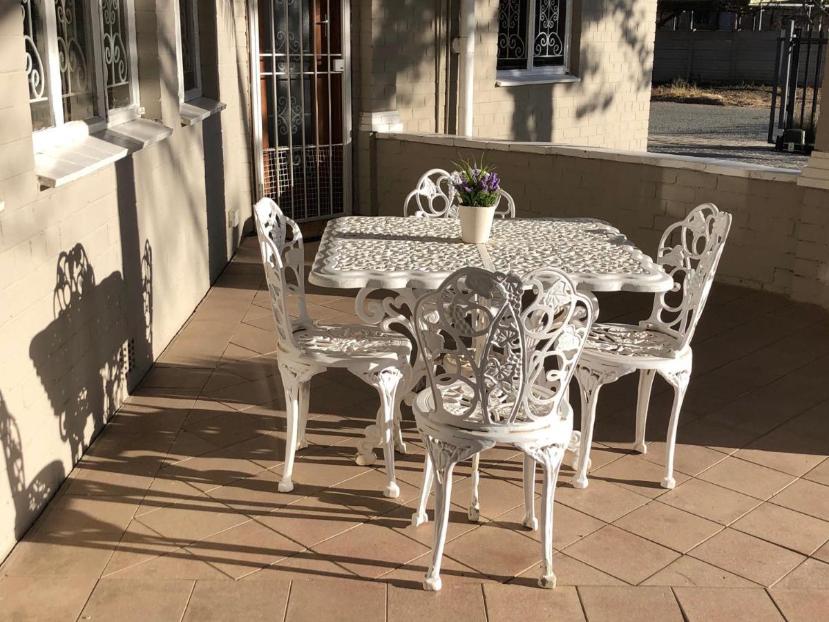 The Lavender Guesthouse Kroonstad Exterior foto